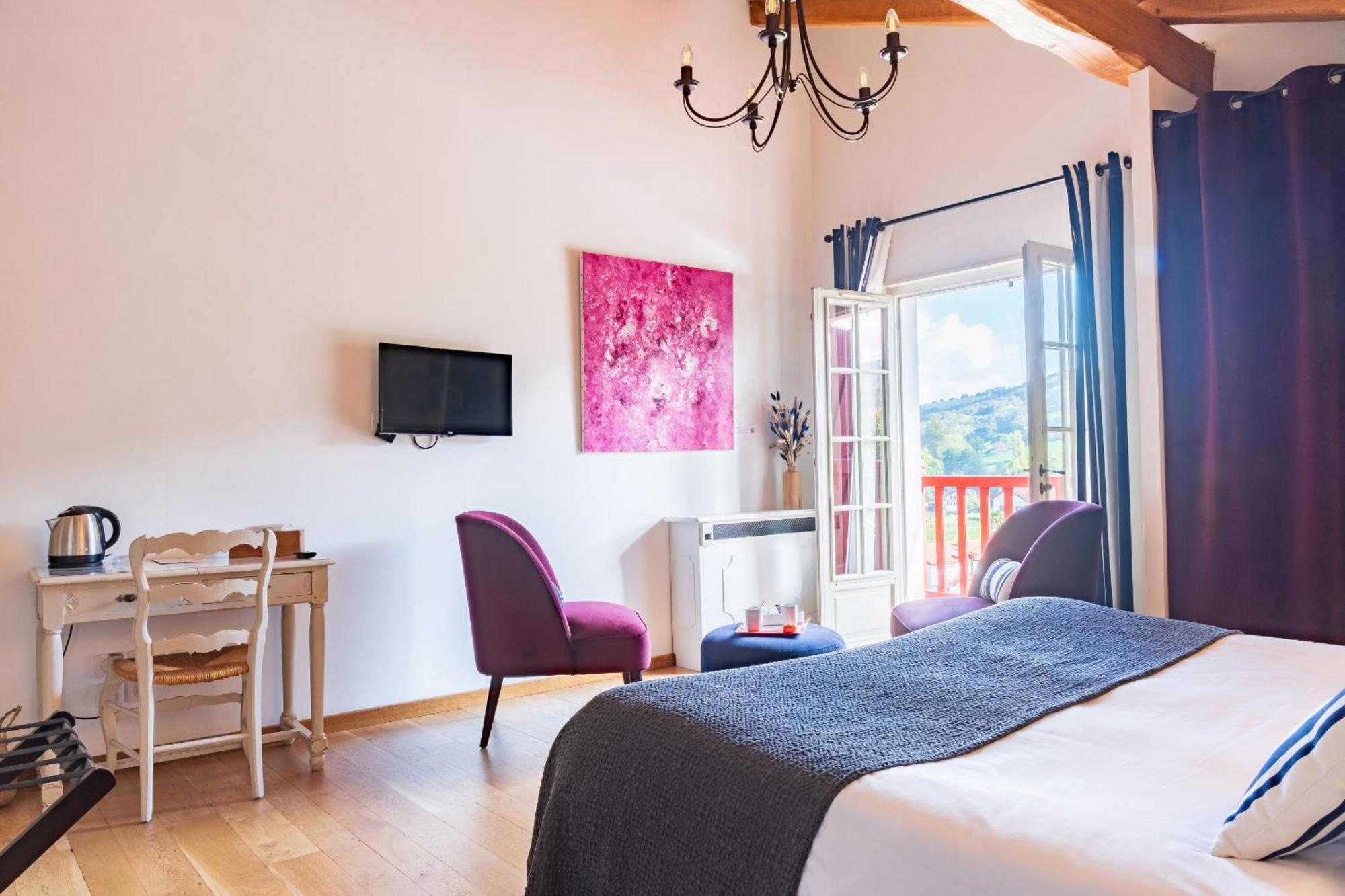 Hotel Restaurant & Spa La Maison Oppoca Aïnhoa Oda fotoğraf