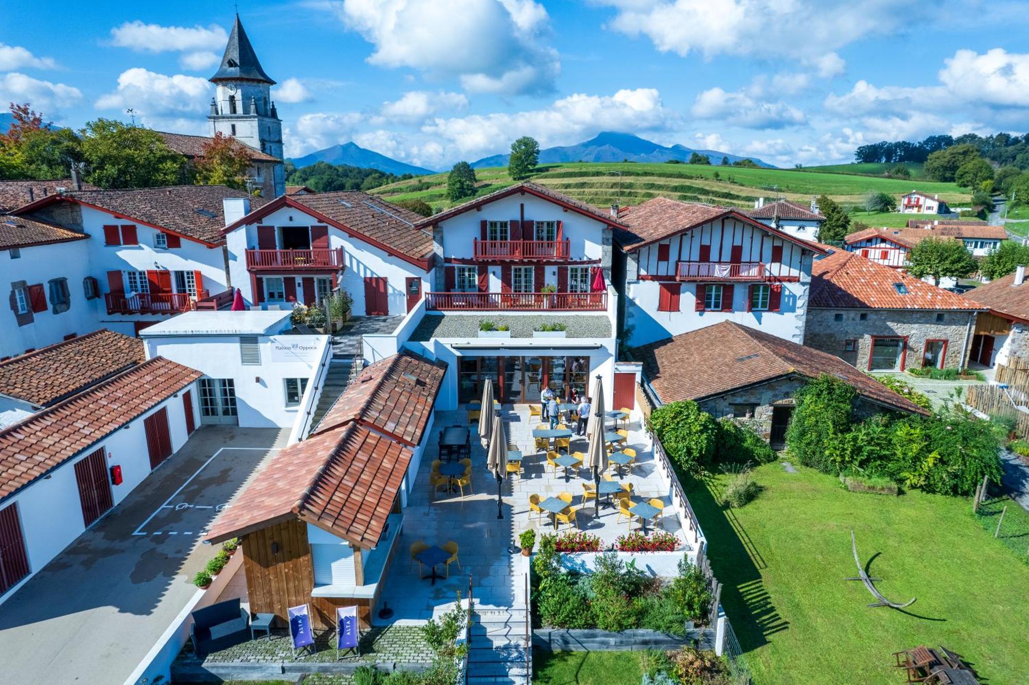 Hotel Restaurant & Spa La Maison Oppoca Aïnhoa Dış mekan fotoğraf